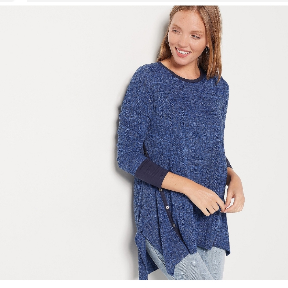 Truth + Style Rib Knit Tunic with  Contrast Trim. New, never worn.